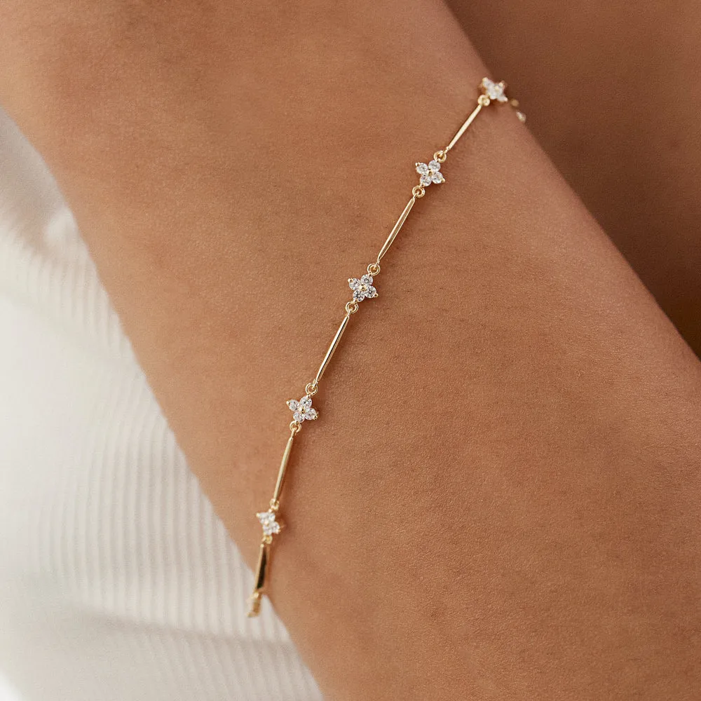 14k Clover Setting Diamond Infinity Bracelet