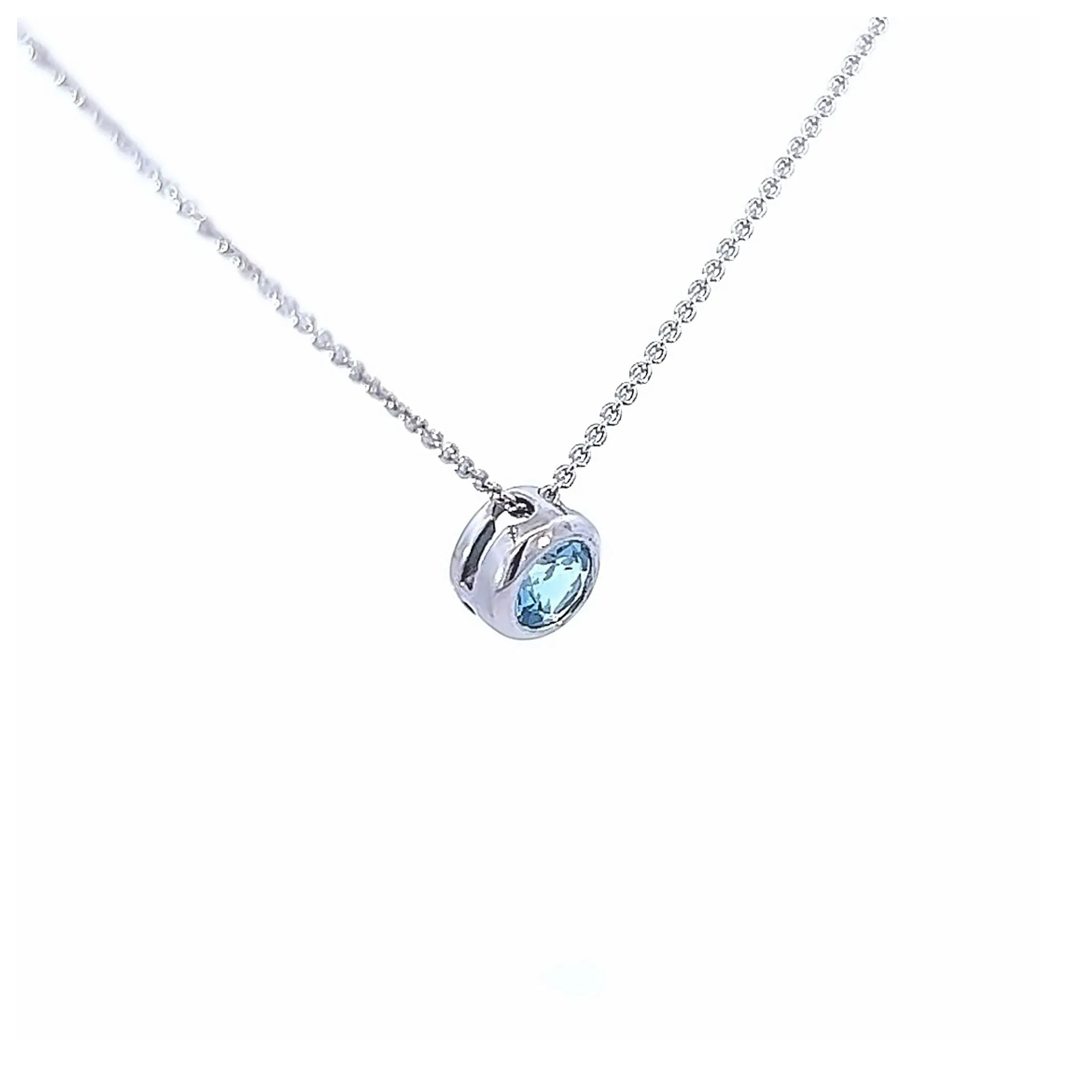 18ct White Gold 0.16ct Aquamarine Necklace