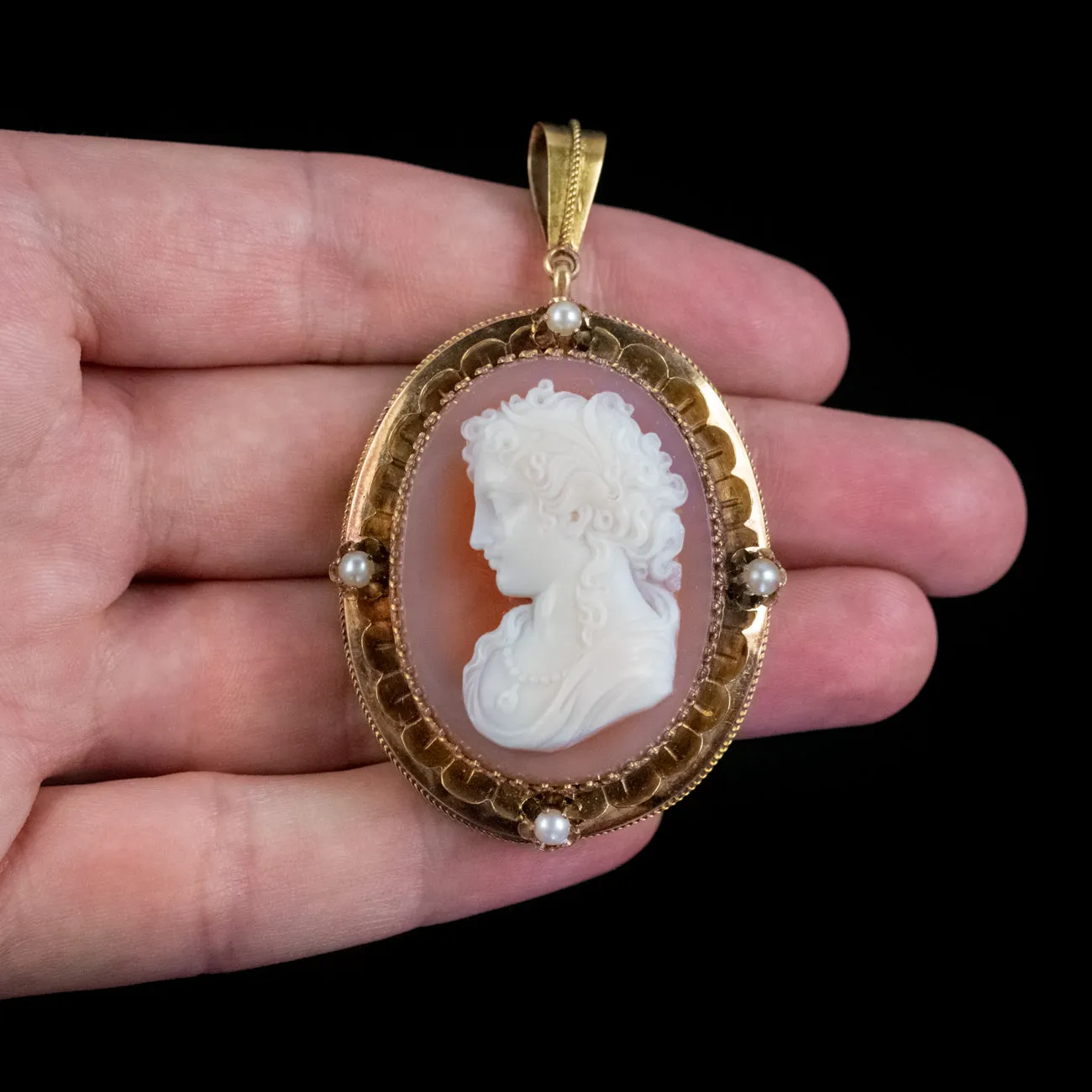 Antique Victorian Hardstone Cameo Pearl Brooch Pendant 18Ct Gold Circa 1860