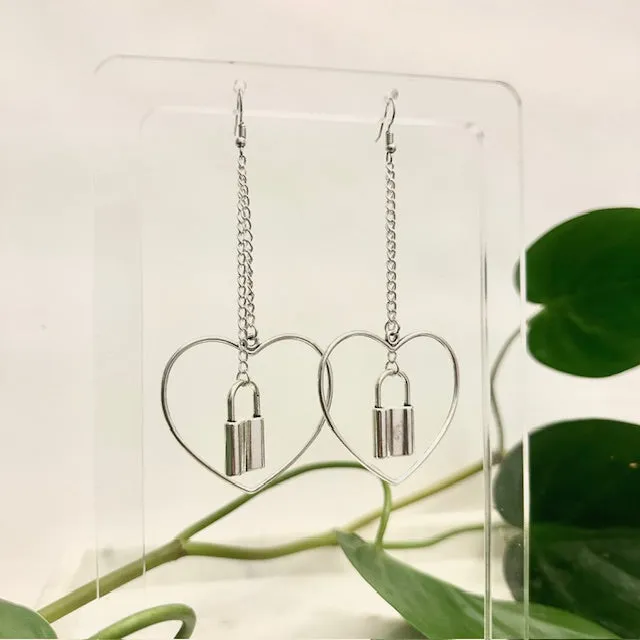 Arch Earrings - Hanging Heart of Versailles