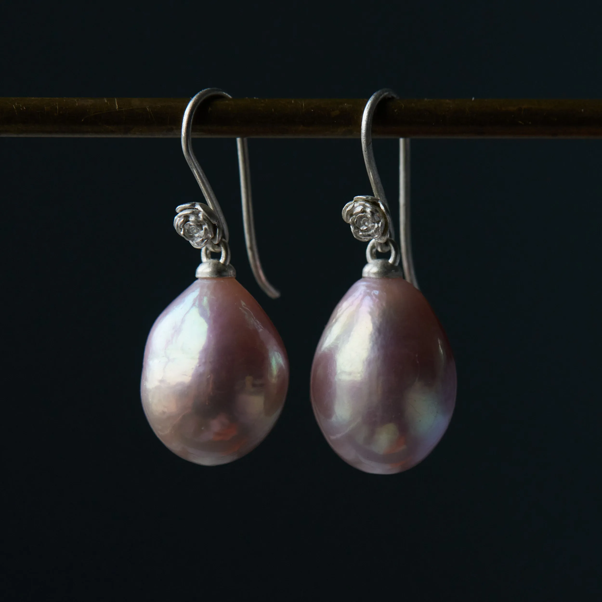 Blush Pearl Roseraie Garden Earrings