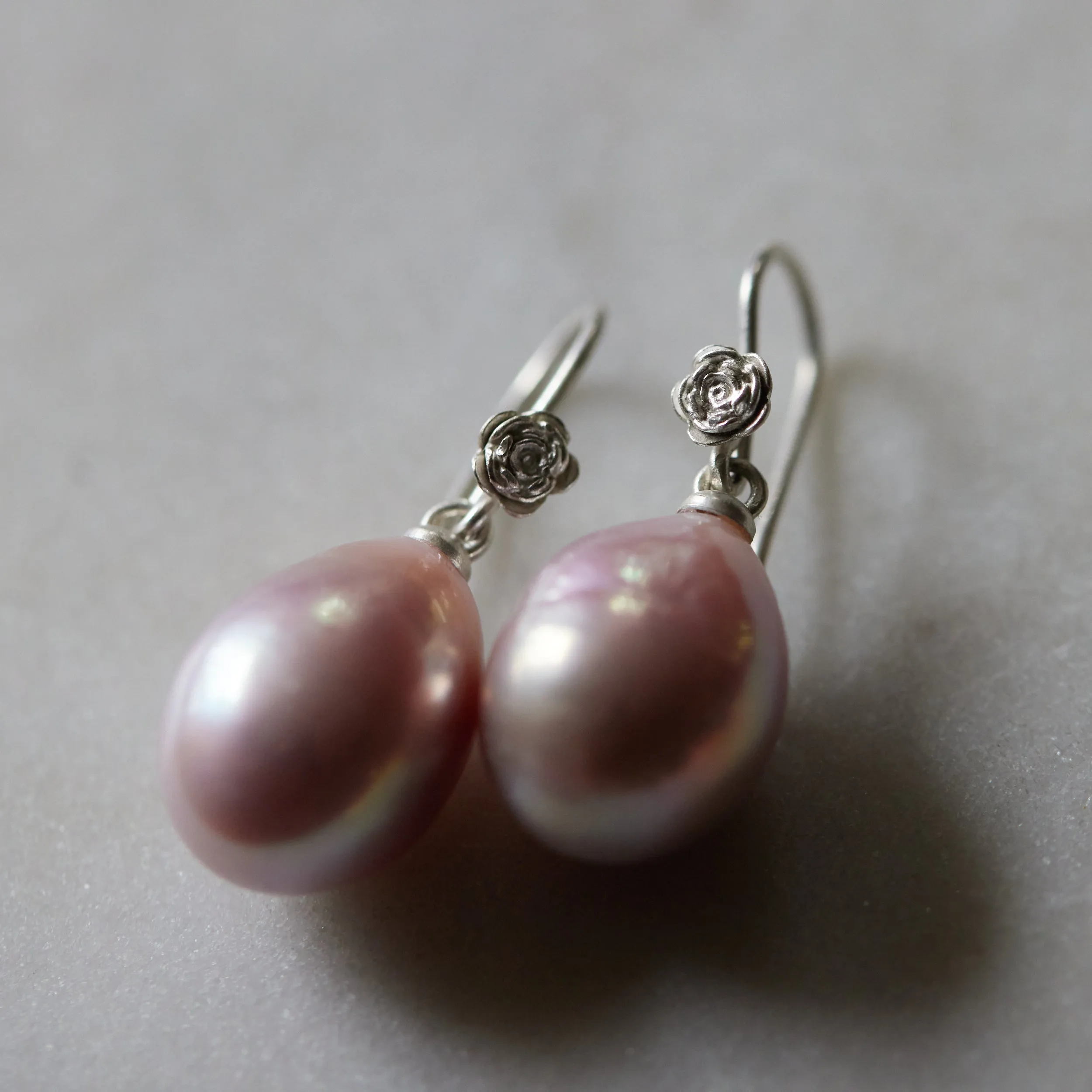 Blush Pearl Roseraie Garden Earrings