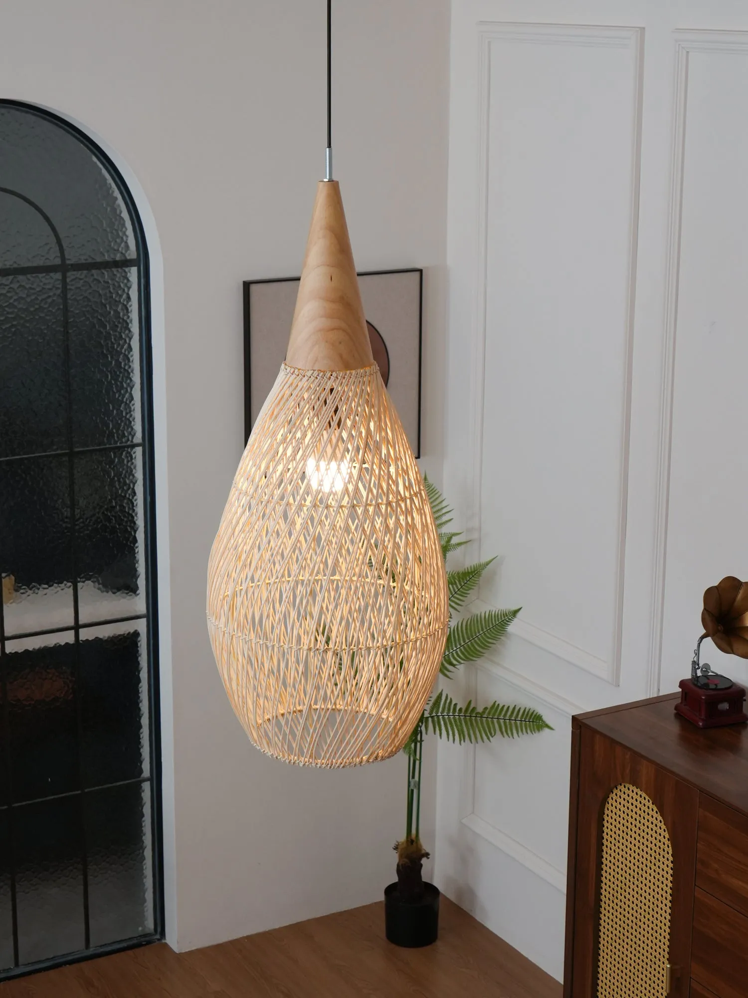 Braided Rattan Pendant Lamp