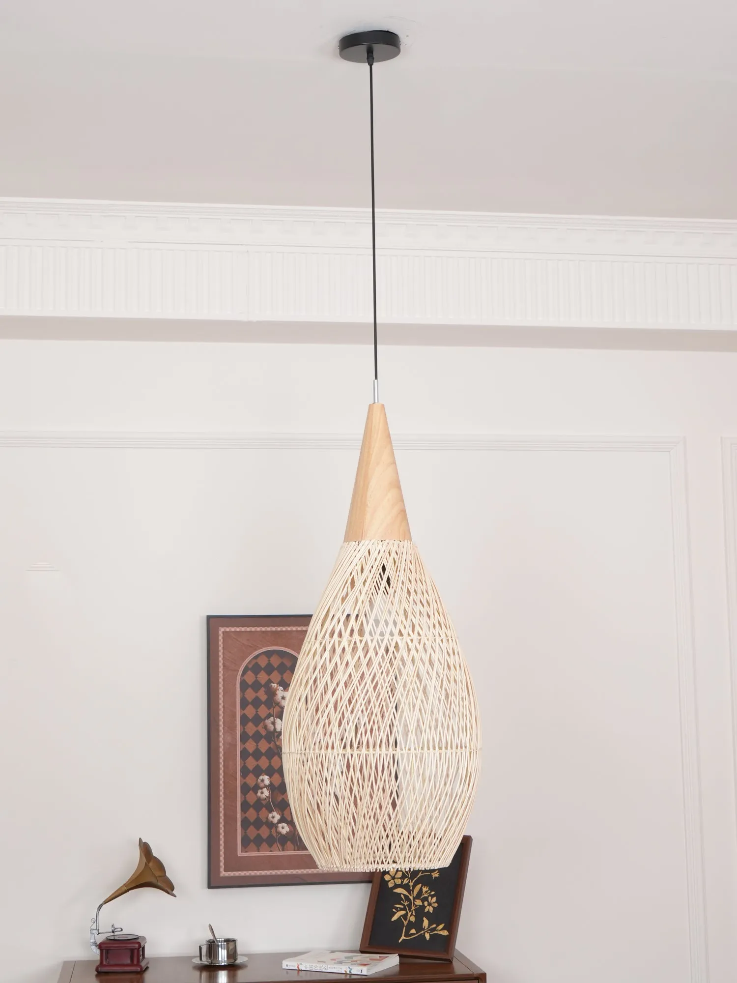 Braided Rattan Pendant Lamp