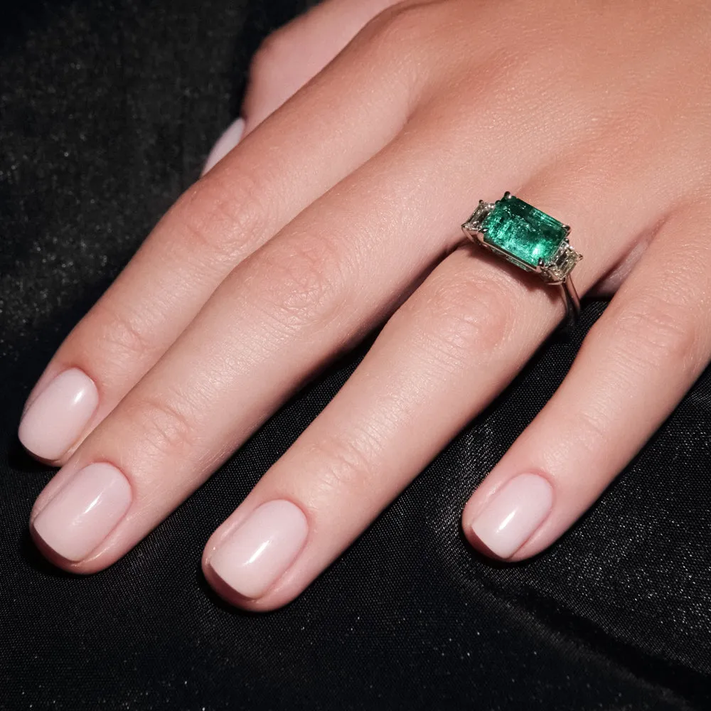 East West Colombian Emerald Ring