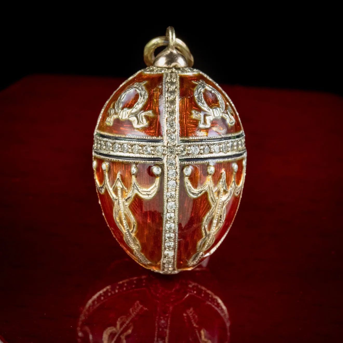 Vintage Enamel Diamond Egg Pendant 14ct Gold