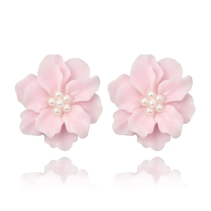 Woman Simulated Pearl Flower Stud Earrings